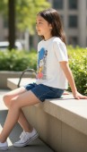 Tricou